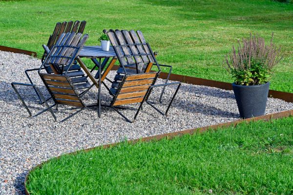 Metal Edging Installation in Cape Coral