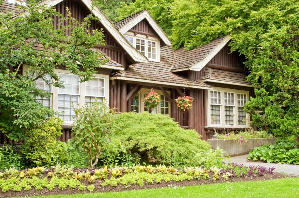 Log Home Landscaping in Cape Coral